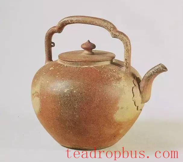 What did the earliest purple clay teapot look like?-1