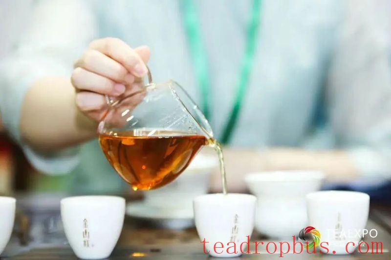 Light Snow Marks the Start of Cold Winter: Four Kinds of Tea Are Perfect for Winter Health!-2