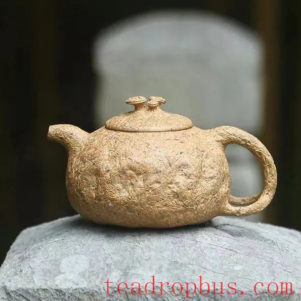 Is it better for a purple clay teapot to retain water or not?-4