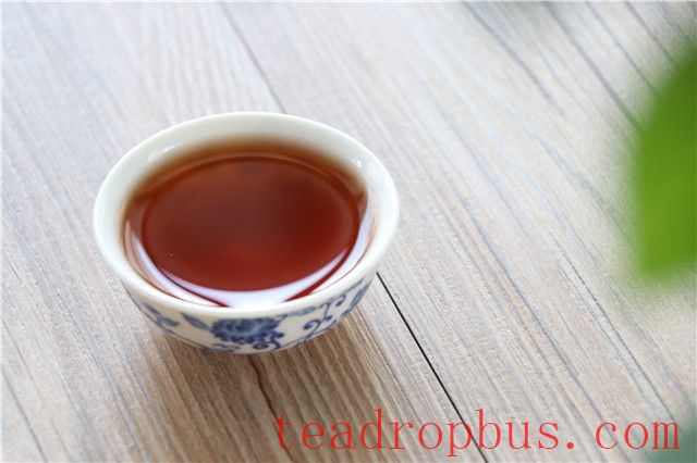 Five Benefits of Drinking Pu'er Tea-2