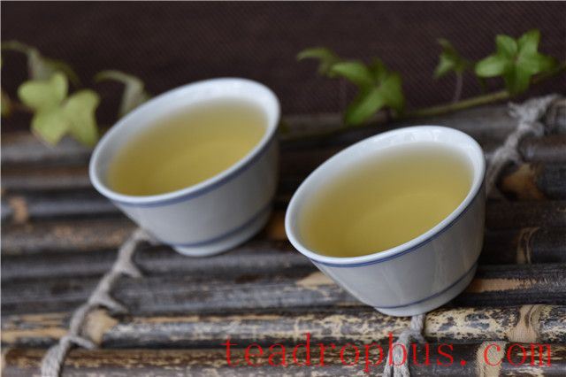 Years Flow Like Water, But the Tea Remains Fragrant-2