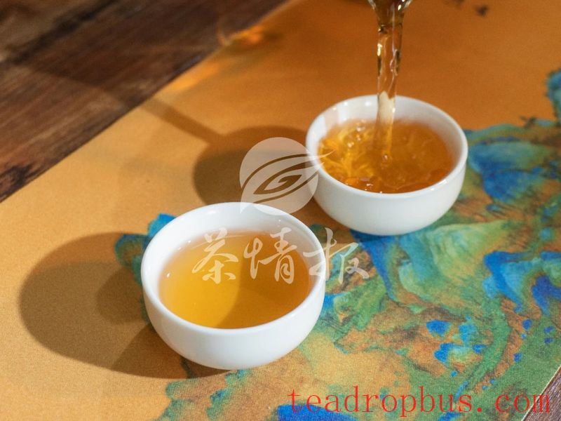 Why Drink More Oolong Tea in Late Autumn?-5