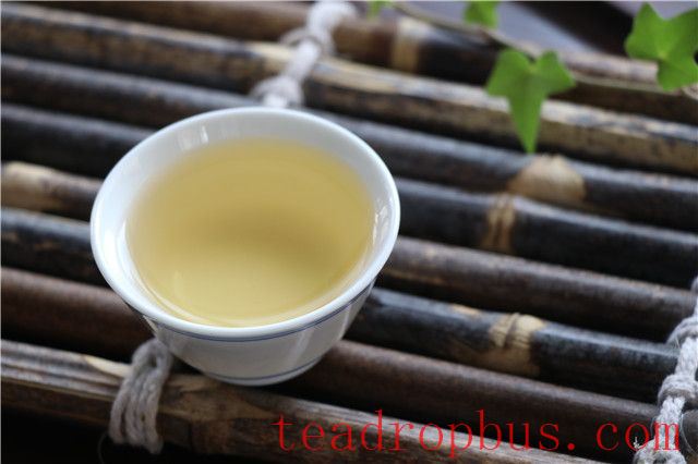 How is Mi Di Pu'er Tea Made? The Production Method of Mi Di Tea-4