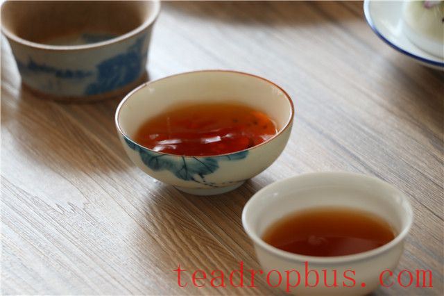 Sleep Quality and Xiaoyinggan Pu'er Tea