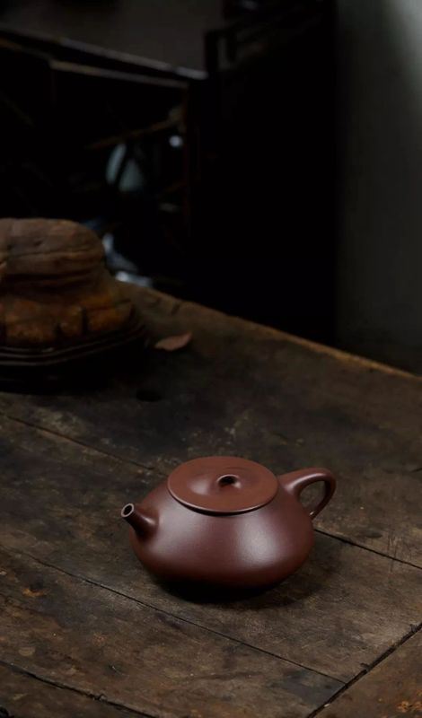 Select these three Yixing clay teapots, and you won't have to worry about your collection later!-5