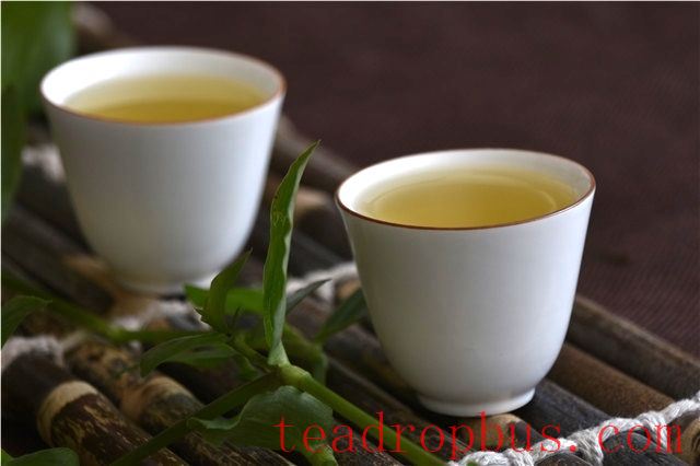 Heart Has Grass and Trees, Tea Meets Its Connoisseur-2