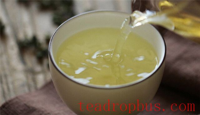 Who is Suitable to Drink Tieguanyin Tea-3