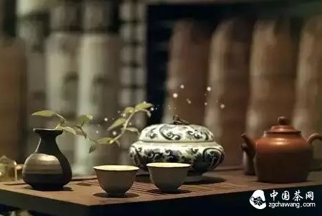 The Seven Fundamental Attitudes in Nourishing a Purple Clay Teapot-4-ChinaTeaGuru: Exploring Chinese Tea Culture and Kung Fu Tea - Tea Art, Tea Ceremony, Tea Knowledge The Seven Fundamental Attitudes in Nourishing a Purple Clay Teapot-4