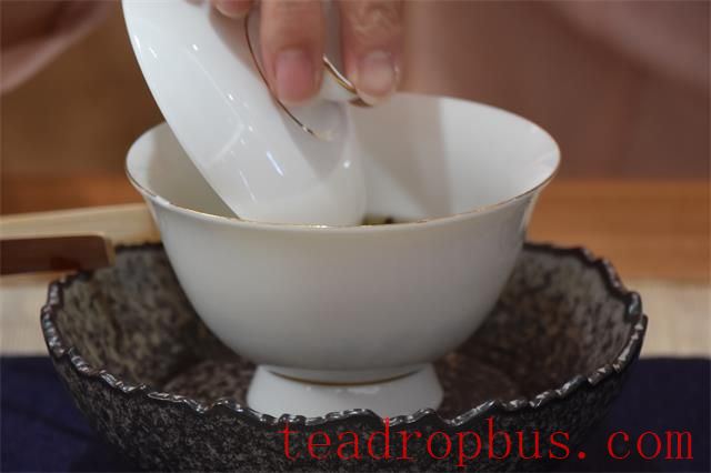 How to Brew Red Broken Tea?-2