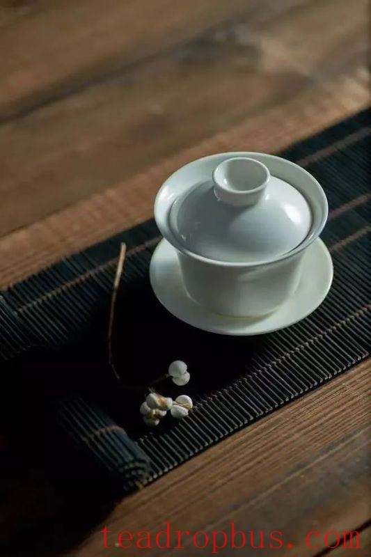Warming Cups and Saucers, Each Piece of Tea Ware is a Poem of Wind and Fire-9