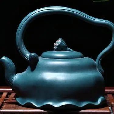 Is it better for a purple clay teapot to retain water or not?-13