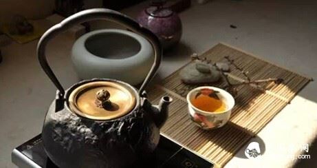 The teapot and its lid never part, come for the clever sayings here!-2-ChinaTeaGuru: Exploring Chinese Tea Culture and Kung Fu Tea - Tea Art, Tea Ceremony, Tea Knowledge The teapot and its lid never part, come for the clever sayings here!-2