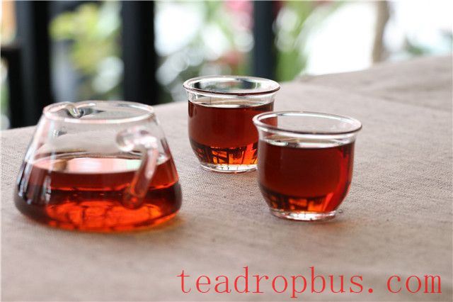 Is it good to brew white tea by boiling it directly?-3