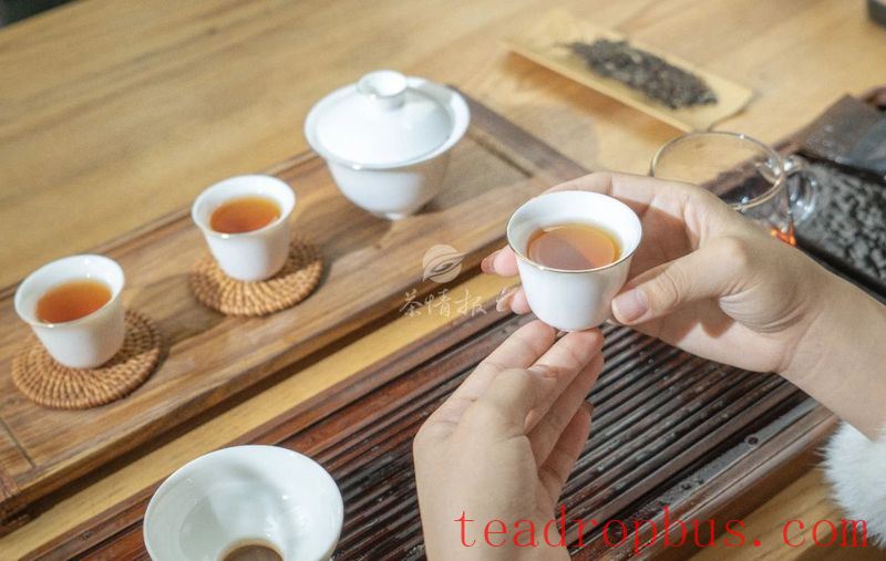 Litchi and Tea: An Unexpected Combination!-6