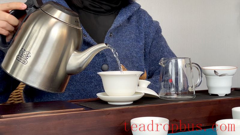 Features of Banshan Pu'er Tea and Brewing Method for Banshan Shengcha-6
