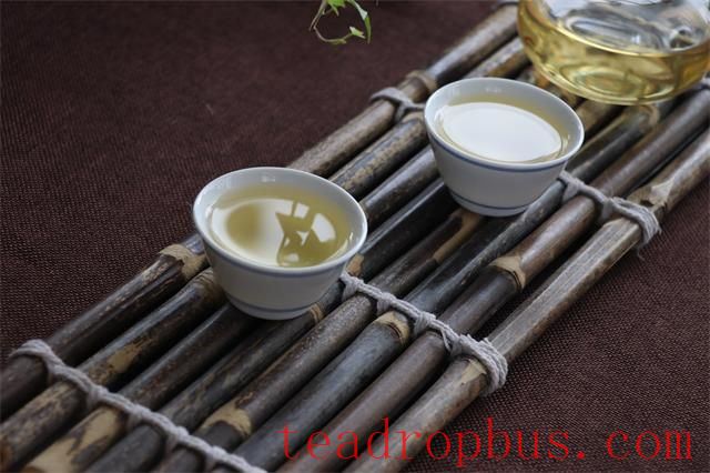 The growth of a person is like tea, where the bitterness fades away.-3