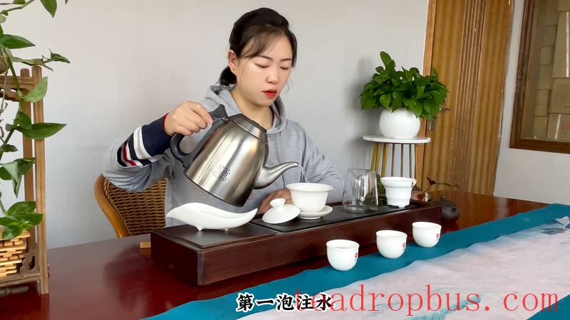 How to Drink Ban Zhang Tea: Brewing Method for Ban Zhang Large Tree Tea-8