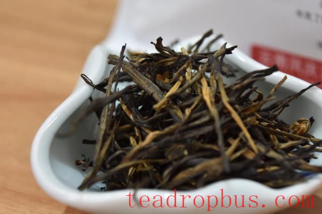 The Yunnan Black Tea (Dian Hong) Production Process-1