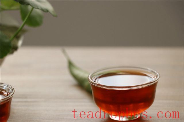 Why Drink More Tea in Autumn?-3