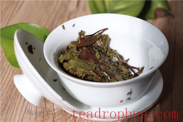 Fuding White Tea: Why Is It Not Recommended to Make the Tea Infusion Too Strong?-2