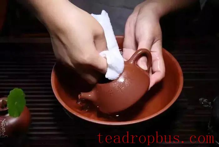 Purple Clay Teapot: Choosing, Brewing, Nourishing, and Cleaning Your Teapot-11