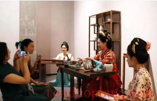 Cultural Assistance to Xinjiang through Tea Friendship! 