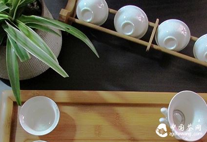 They say good tea deserves a good cup, but how should we choose our tea sets?-1