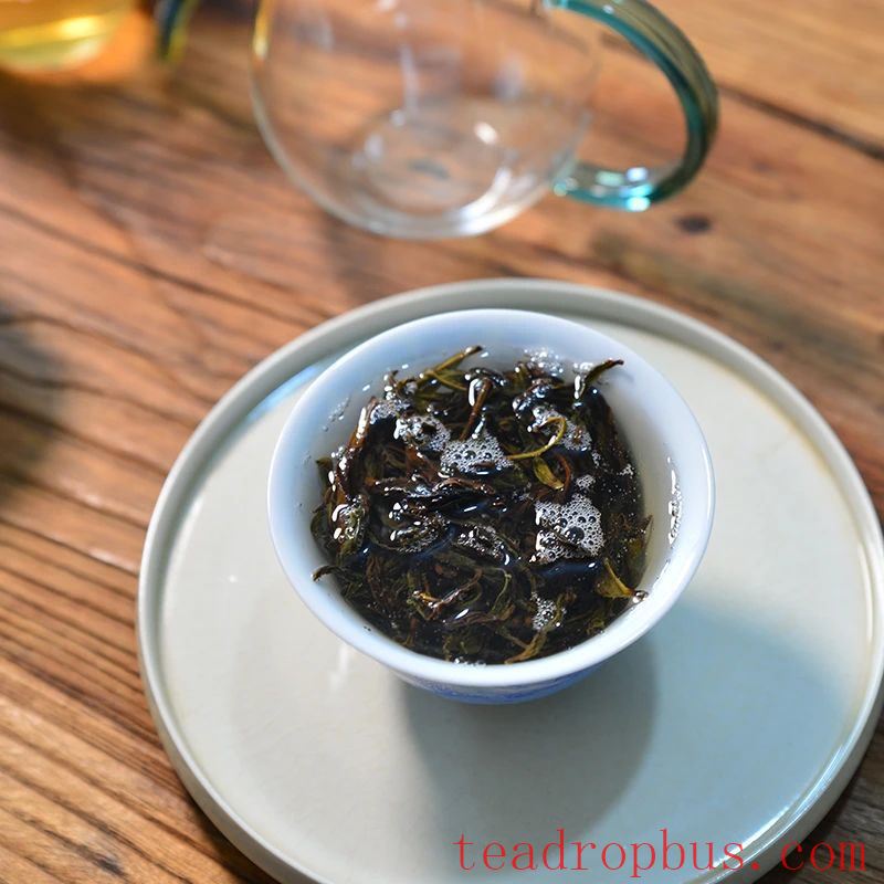 Why does the infusion taste significantly different when there is just one gram more or less of tea?-2