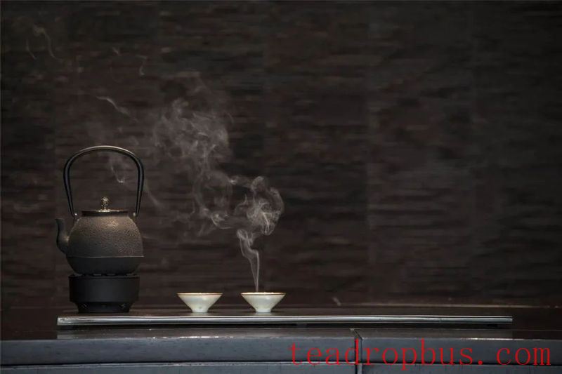 Why Doesn't Tea Brewed on a Rainy Day Smell as Good?-4