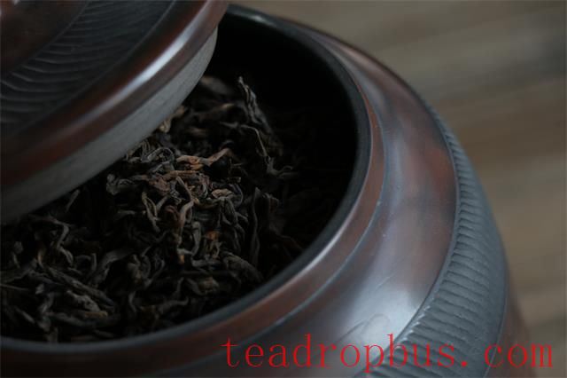 How to Brew Aged Pu'er Tea-3