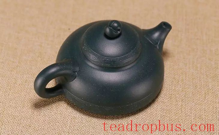 What Factors Affect the Lifespan of a Purple Clay Teapot?-2