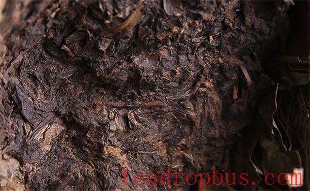 How Much Pu'er Tea Should You Drink in a Day? How to Drink Pu'er Tea Correctly?-3