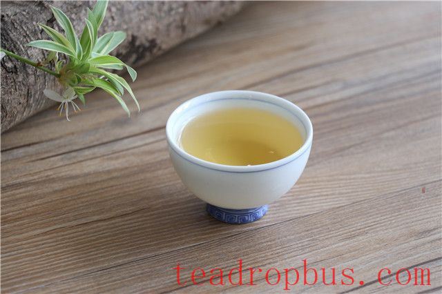 What are some tips for brewing different types of Pu'er tea?-1