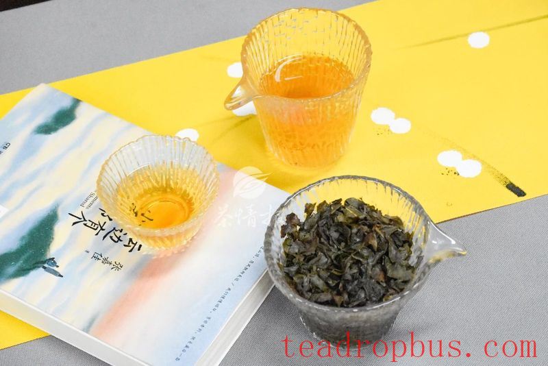Do You Know the Amazing Effects of Aged Tied Guan Yin Tea?-2