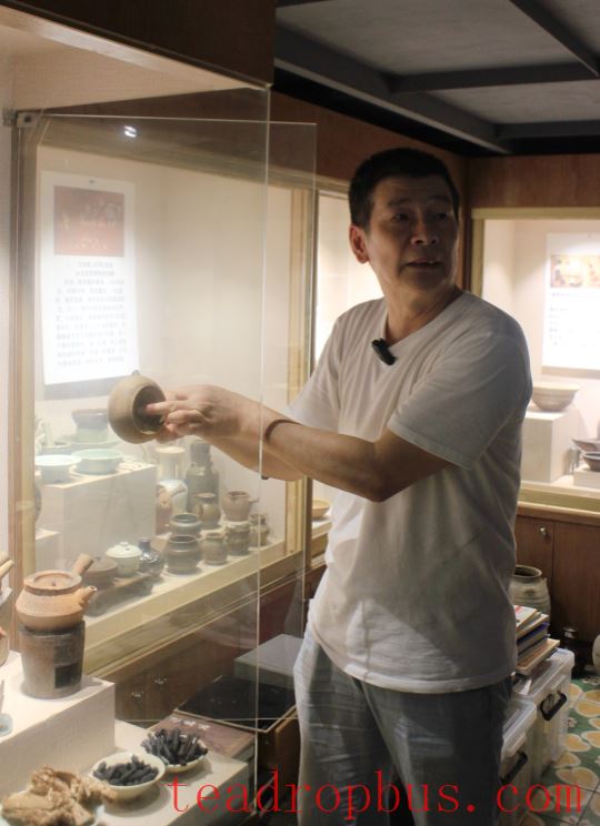 Fujian Kung Fu Tea Series: Guo Rongfei: Collecting to Establish the Authentic Origin of Kung Fu Tea-4