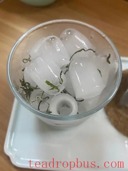 A Refreshing Summer: The Wonderful Journey of Cold-Brewed Tea-1