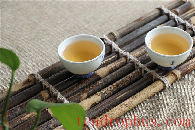 Why You Shouldn't Drink Tea Immediately After Meals-1