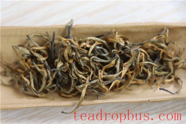 Which Teas Are Better to Drink in Summer?-2