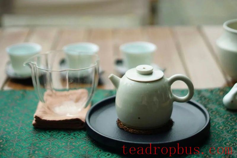 The Start of Spring, Initiate an Urban Wanderlogue with a Tea Session-6