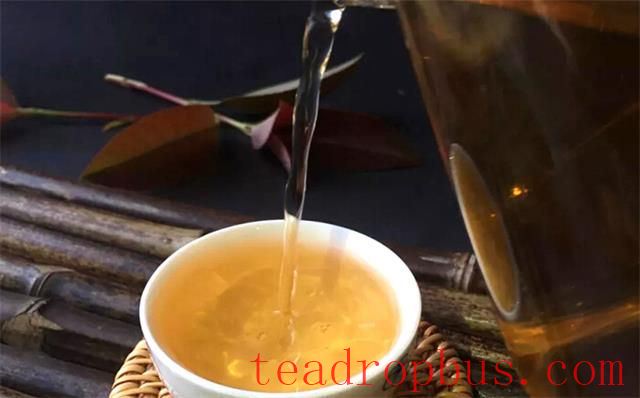 Winter Teas: Warm Up with These Selections-4