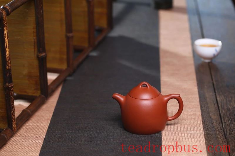 The Top 10 Teapots Perfect for Men, Exuding Masculine Charm-3