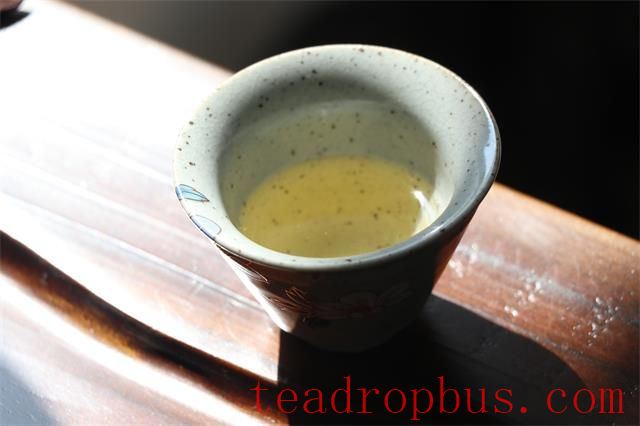 Is Raw Tea Better Than Ripe Tea? Which is More Enjoyable to Drink?-3