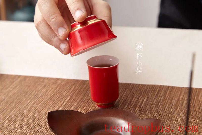 The Usage of the Aroma Cup: How Exactly Do You Smell the Aroma?-3