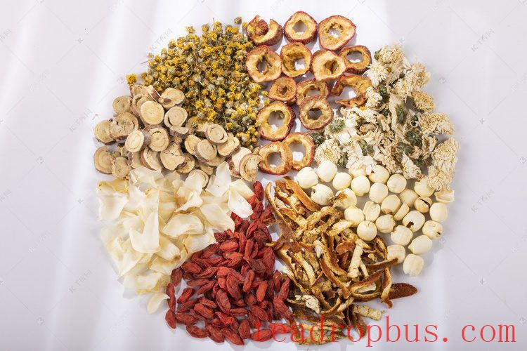 Can Tea, Lotus Seed Heart, and Goji Berries Be Brewed Together? Exploring the Health Benefits of Combining These Three Ingredients-3