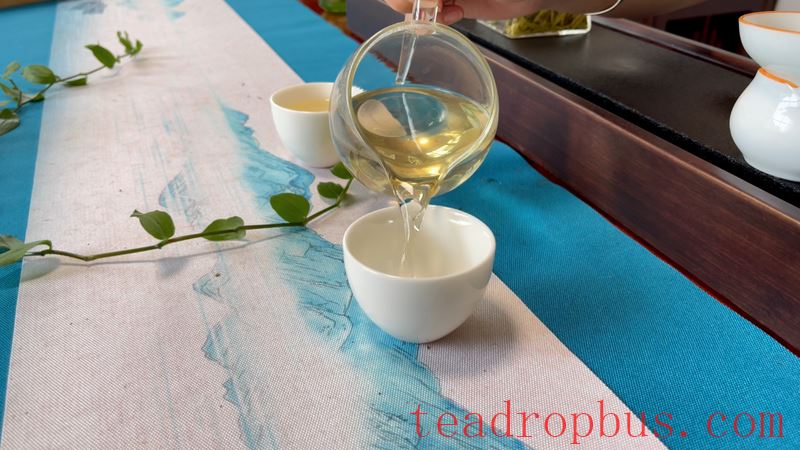 Tips for Brewing Green Tea and How Many Cups to Drink per Day-3