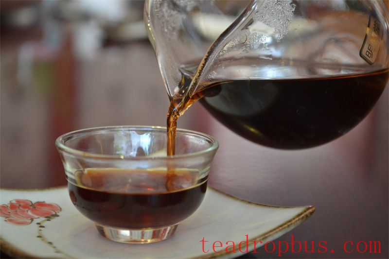 Puer Tea in Spring: How to Pair for Better Health?-2