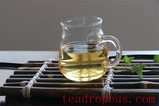 Why Drink Tea When the Weather is Hot?-2