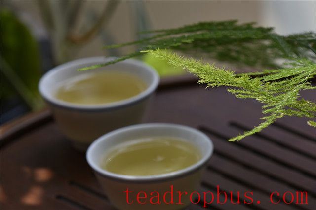 Heart Has Grass and Trees, Tea Meets Its Connoisseur-1