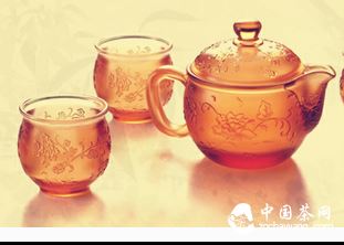 Beautiful Ware: Lustrous Glass Tea Wares-3-ChinaTeaGuru: Exploring Chinese Tea Culture and Kung Fu Tea - Tea Art, Tea Ceremony, Tea Knowledge Beautiful Ware: Lustrous Glass Tea Wares-3