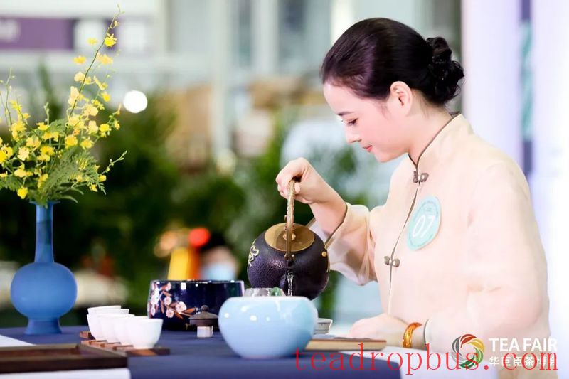 Light Snow Marks the Start of Cold Winter: Four Kinds of Tea Are Perfect for Winter Health!-3